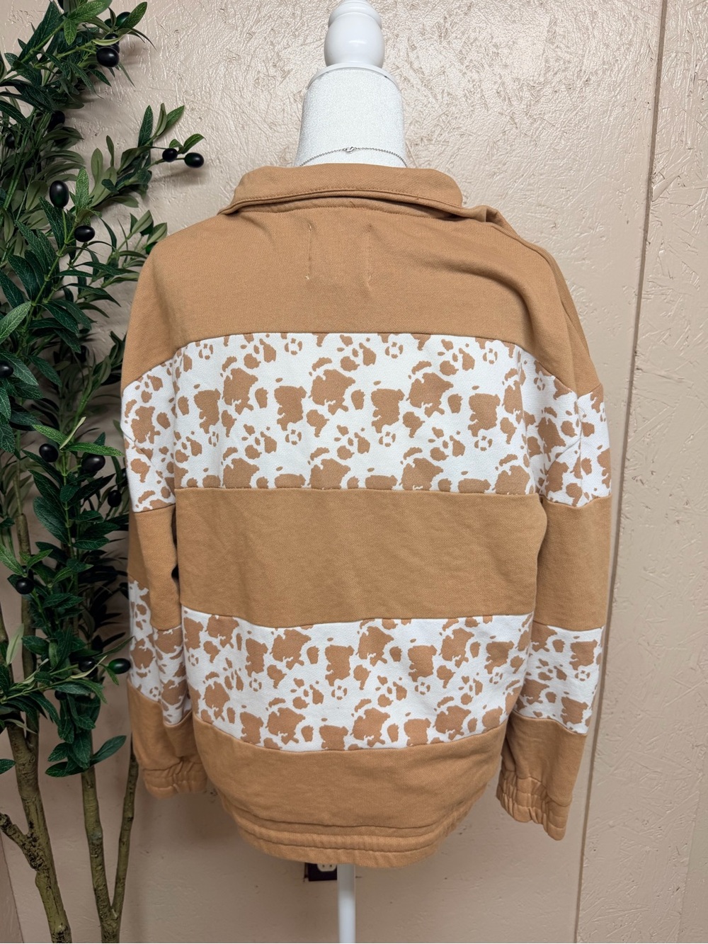 Simply Southern Tan and White Half-Zip Pullover with Hood - Picture 2 of 4